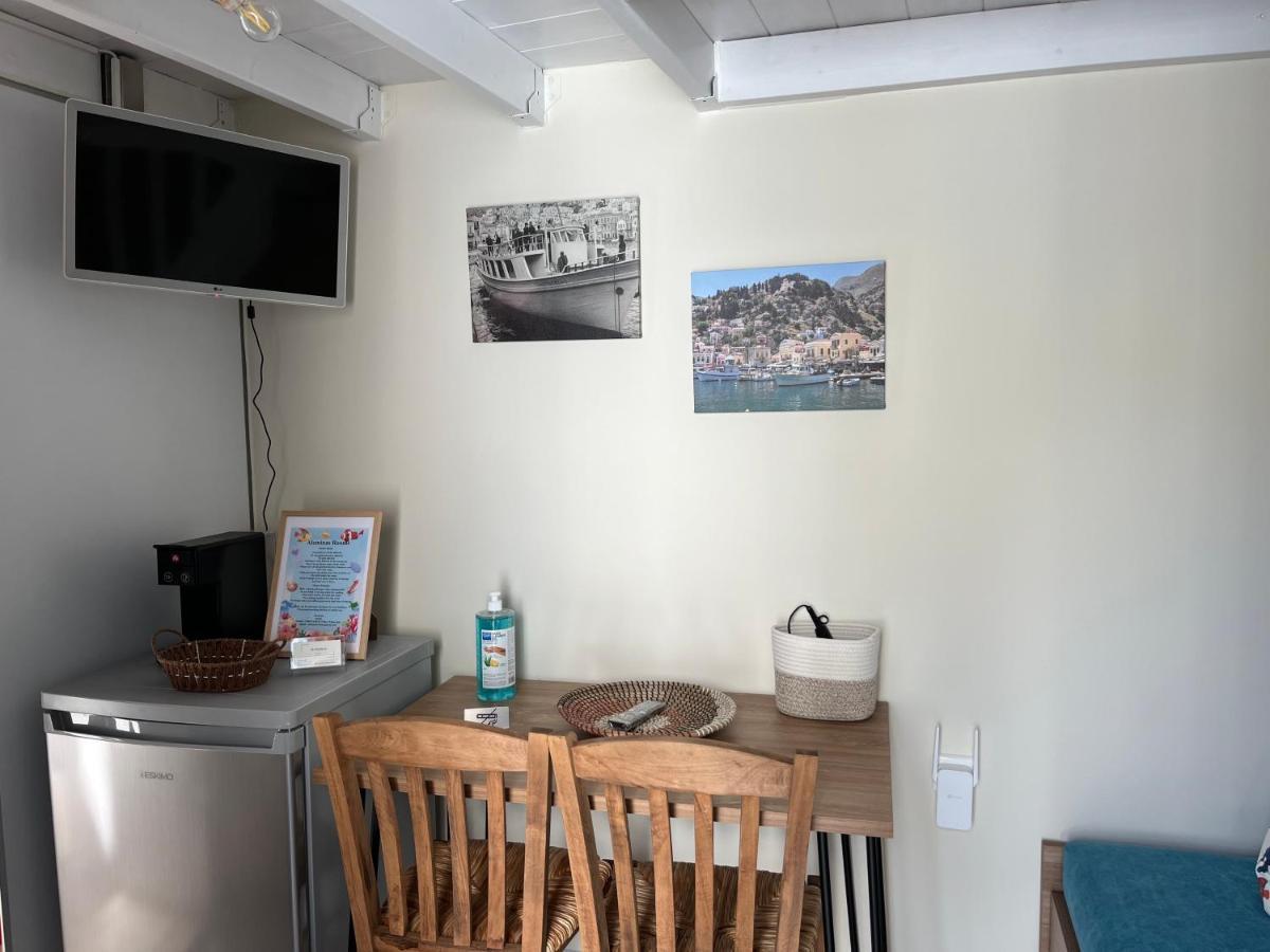 Aleminas Rooms Symi Extérieur photo